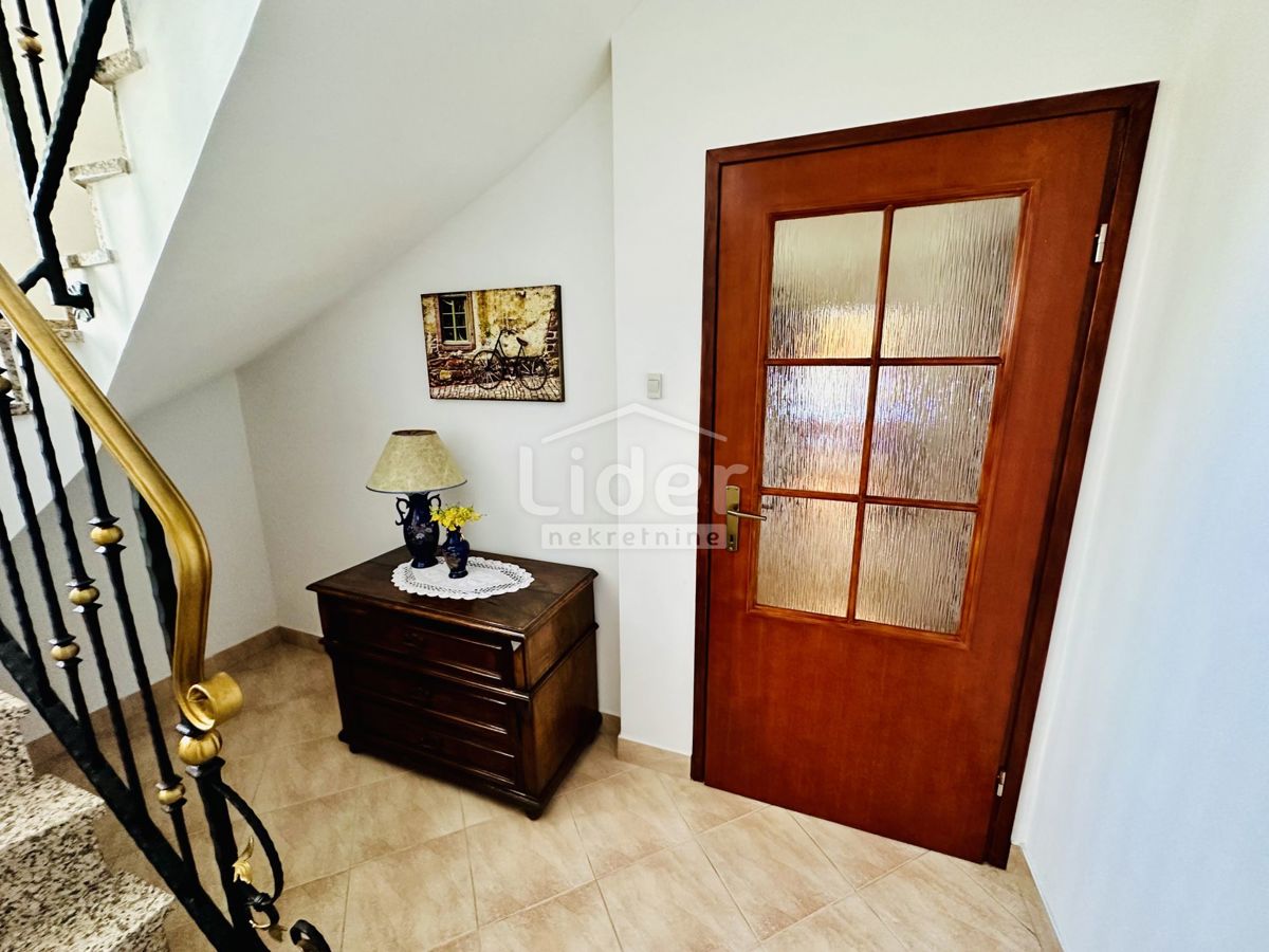 Hiša Kruševo, 230m2