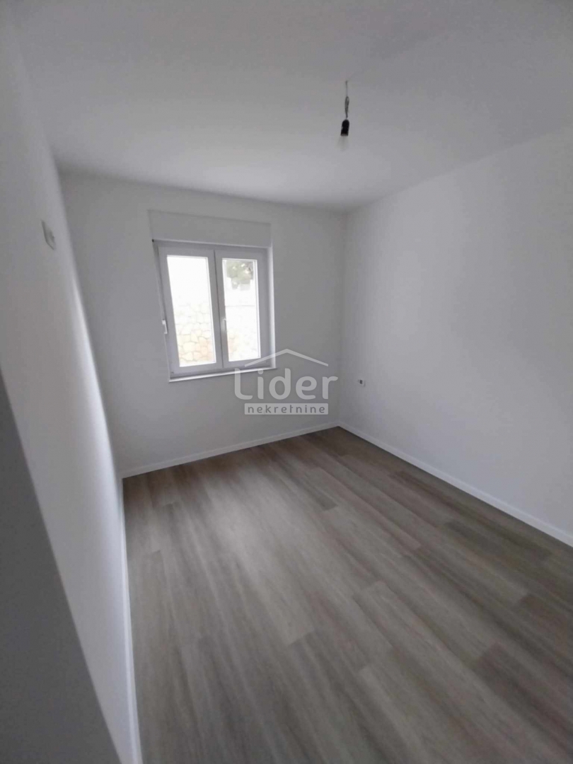 Apartma Novalja, 87m2