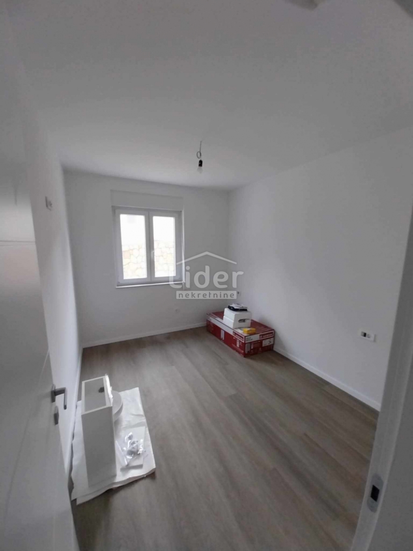 Apartma Novalja, 87m2