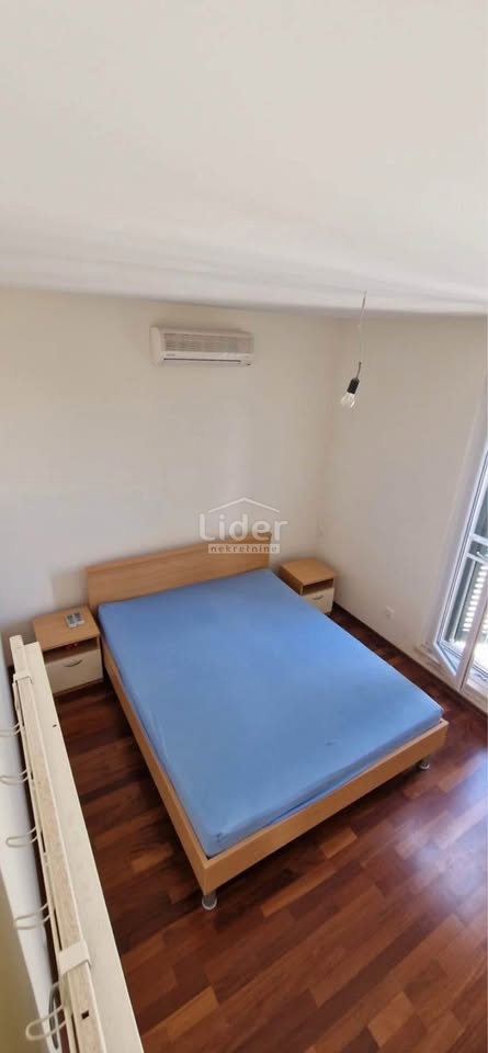 Apartma Novalja, 70m2