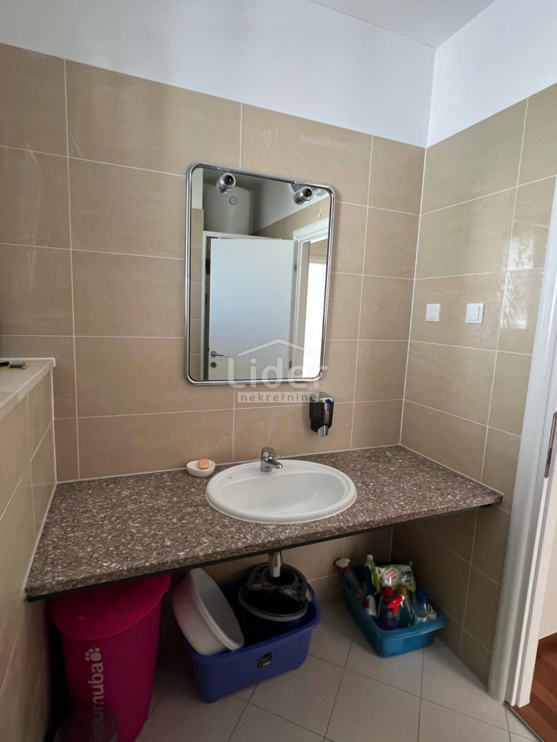 Apartma Novalja, 70m2