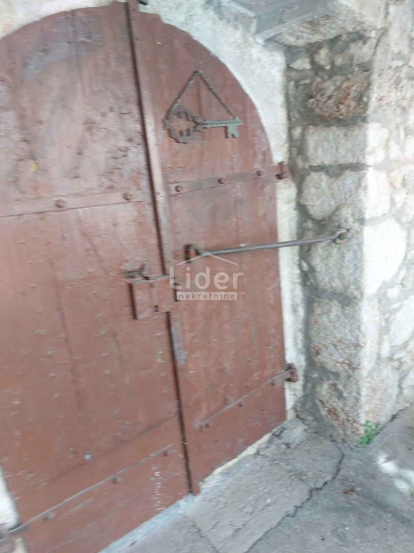 Hiša Grižane-Belgrad, 85m2