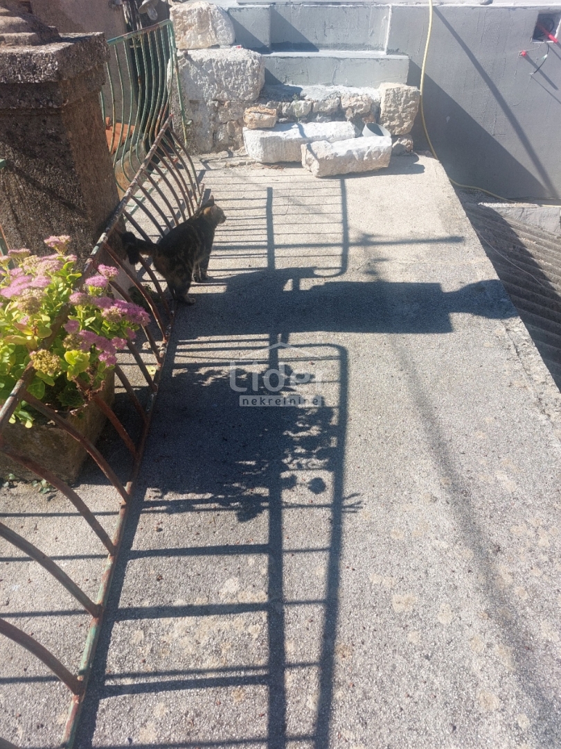 Hiša Grižane-Belgrad, 85m2