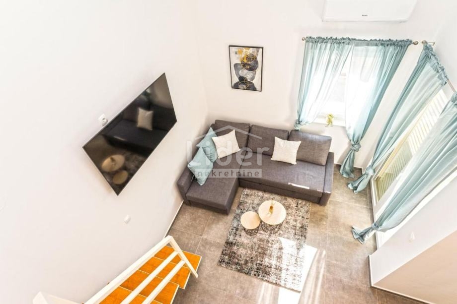 Apartma Novalja, 77m2