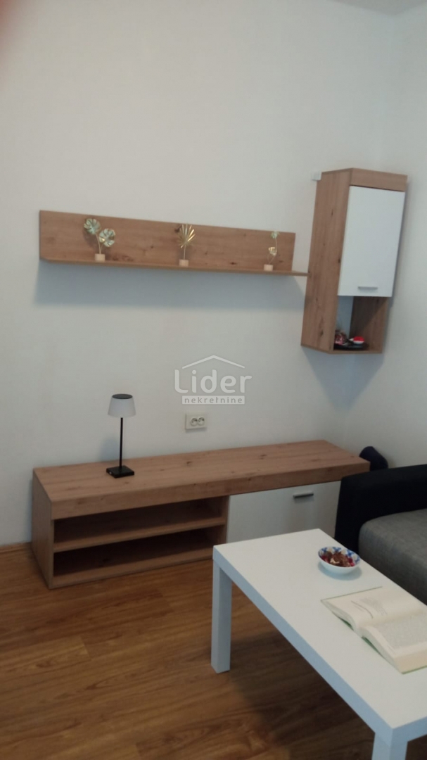 Hiša Zubovići, 185m2