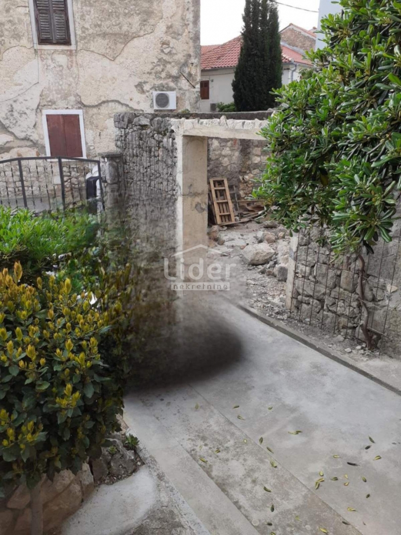 Hiša Omišalj, 90m2