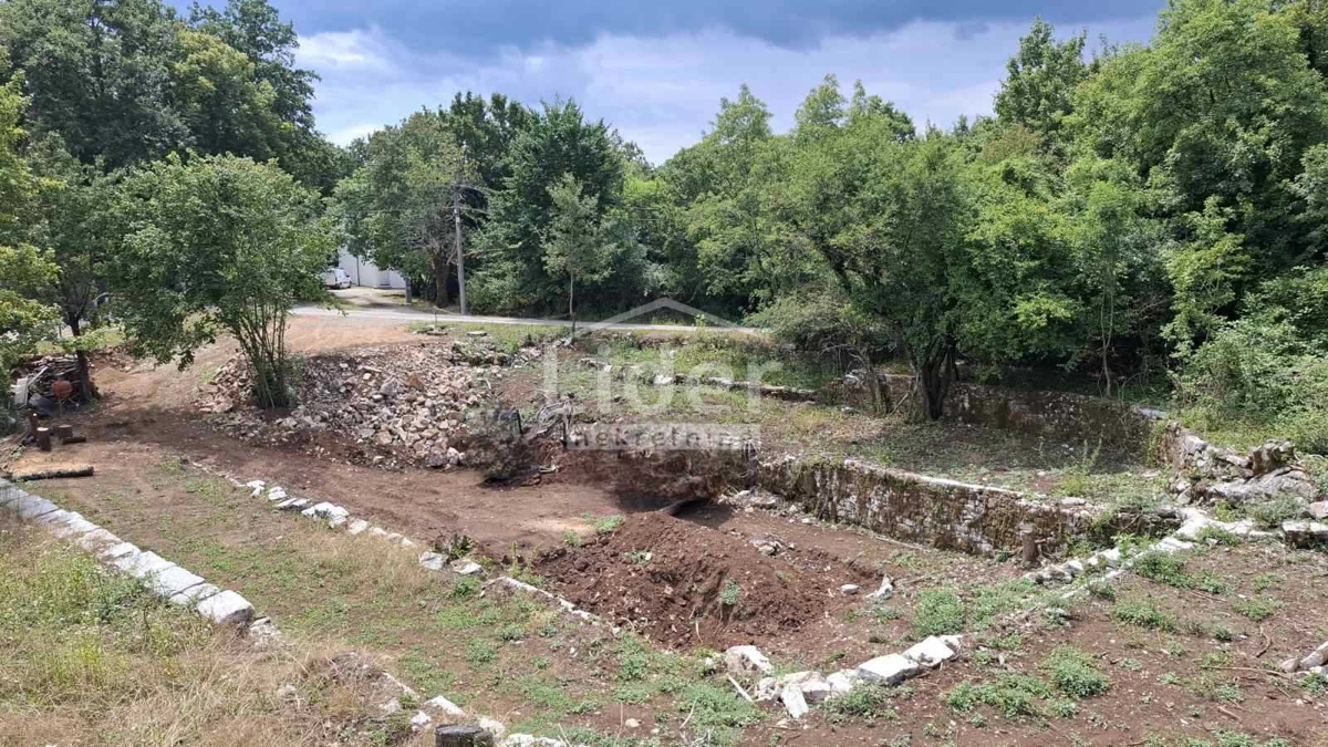 Zemljišče Jurdani, 1560m2