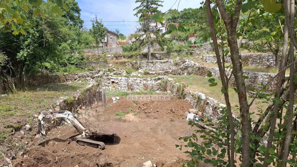 Zemljišče Jurdani, 1560m2