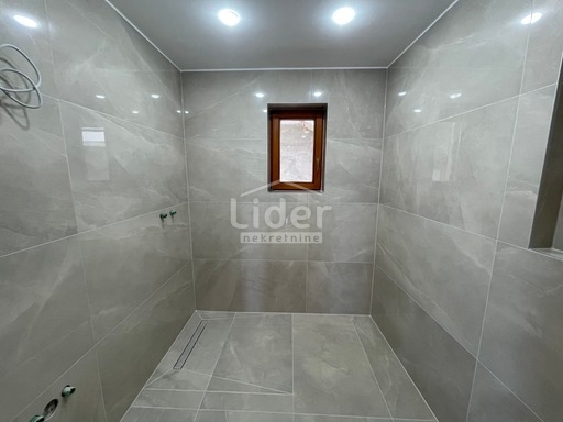 Stanovanje Opatija - Centar, 281m2