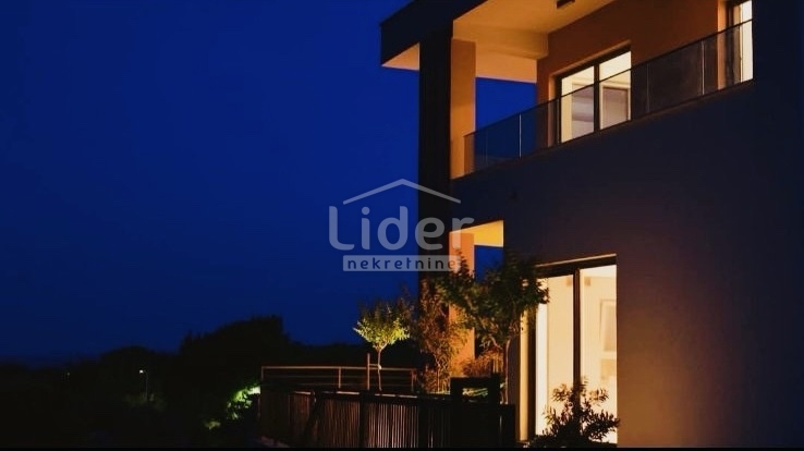 Hiša Kornić, 200m2