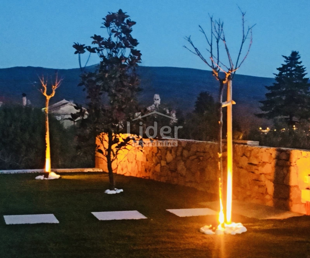 Hiša Kornić, 200m2