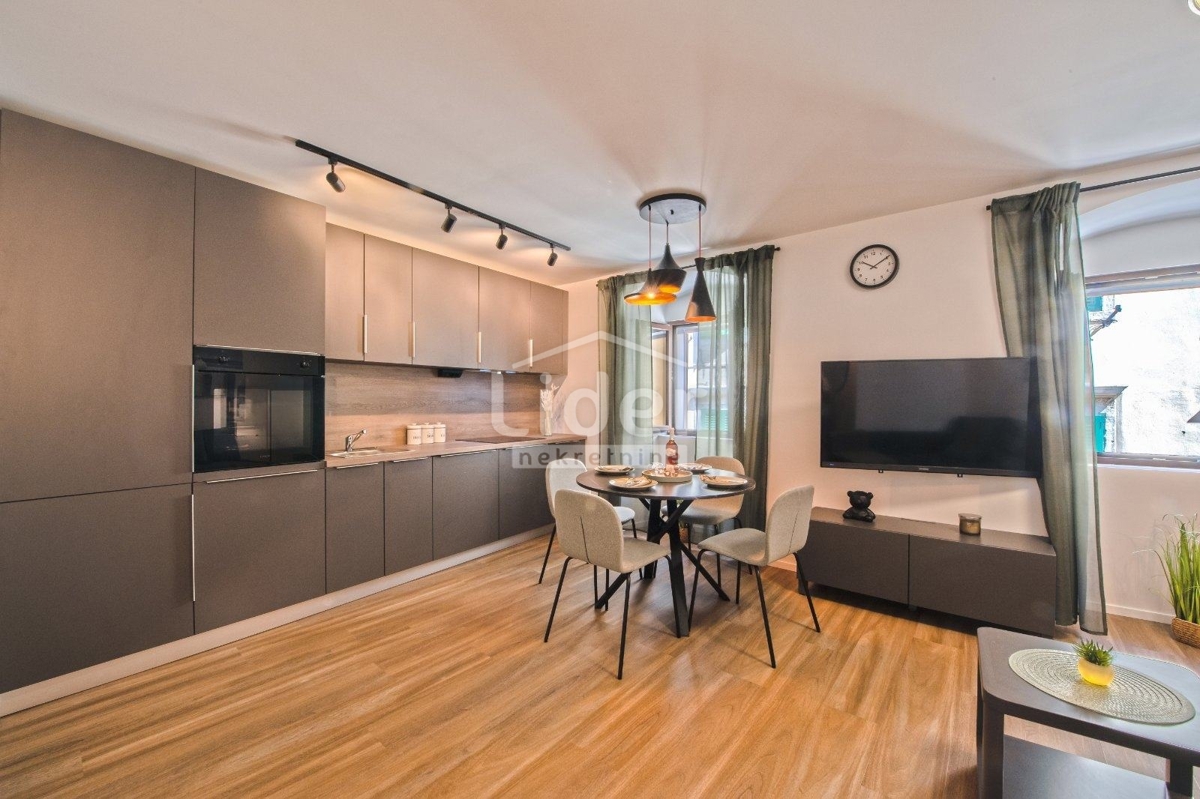 Stanovanje Centar, 94m2