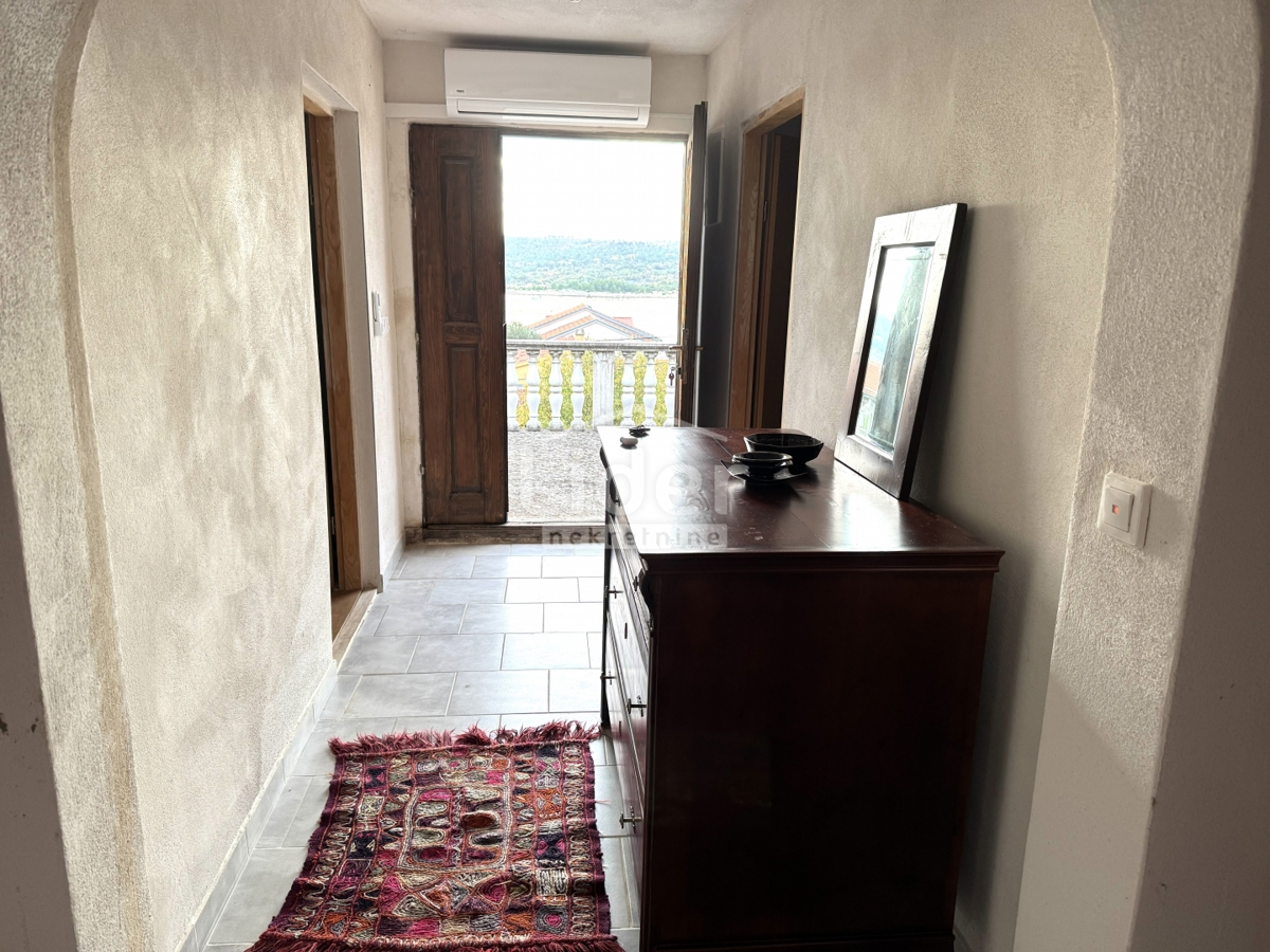 Hiša Kruševo, 259m2