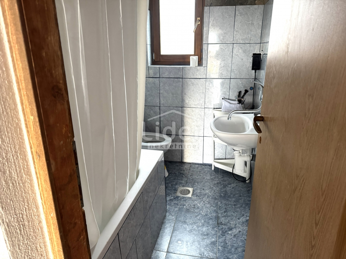 Hiša Kruševo, 259m2