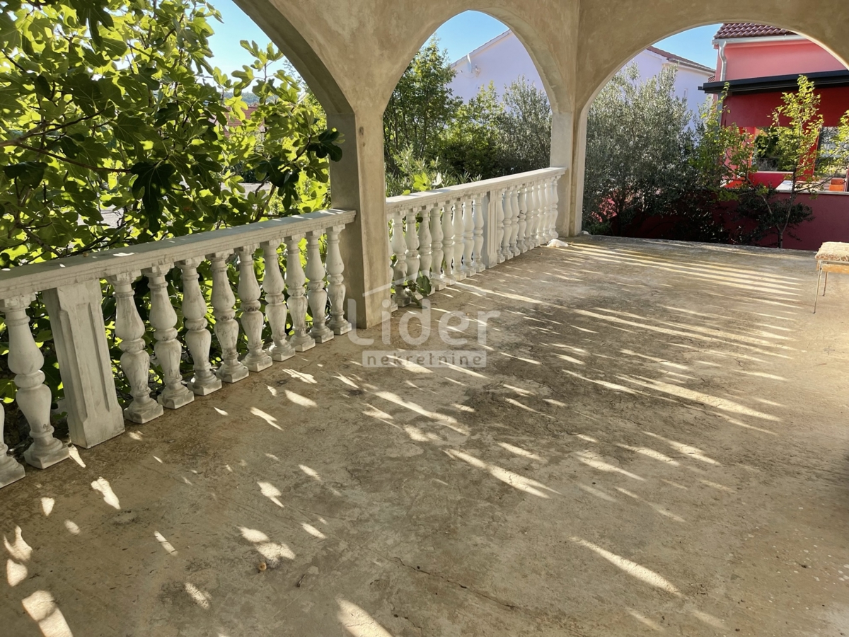 Hiša Kruševo, 259m2