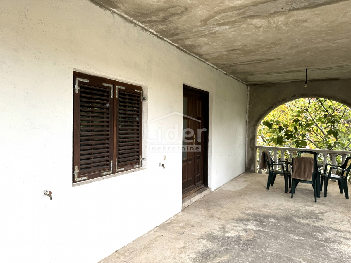 Hiša Kruševo, 259m2