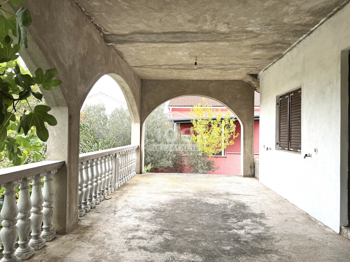 Hiša Kruševo, 259m2