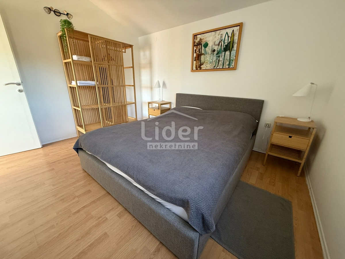 Hiša Posedarje, 192m2