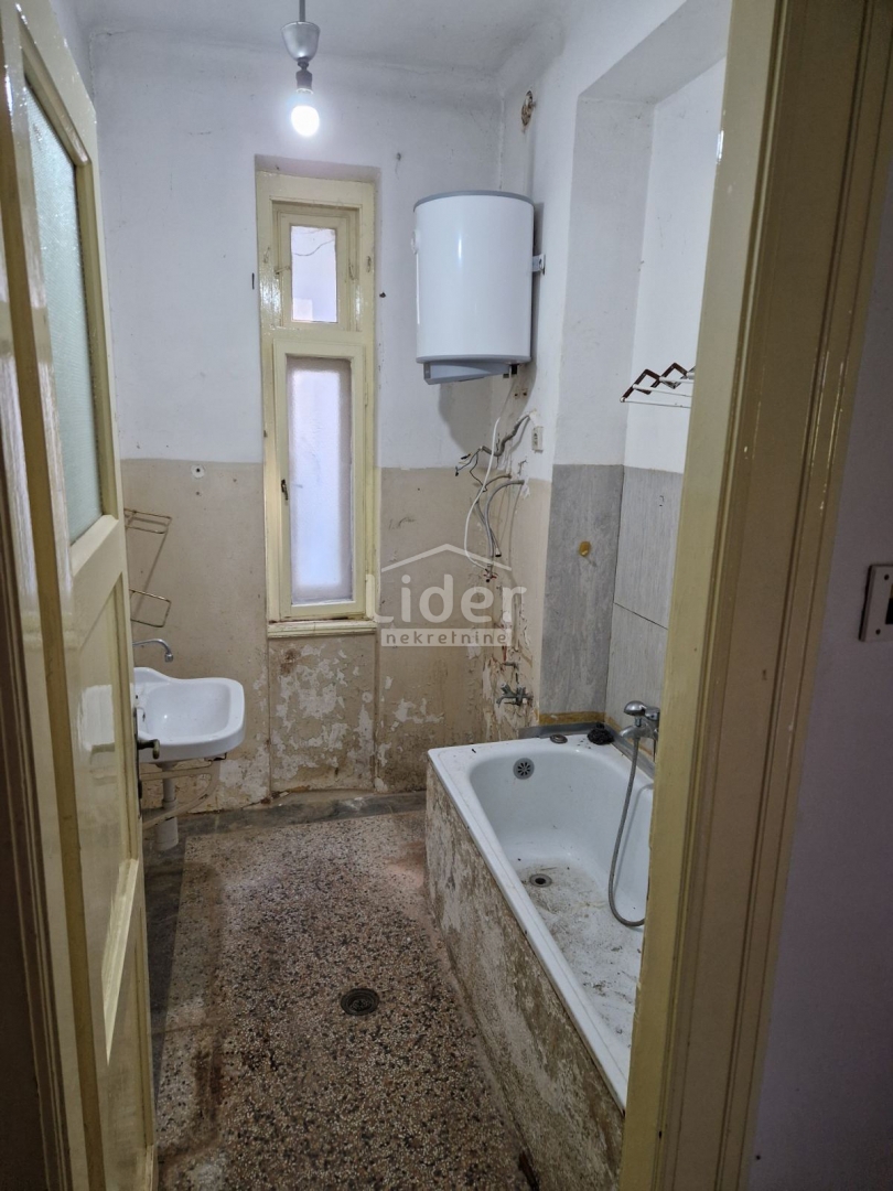 Stanovanje Bulevard, 85m2