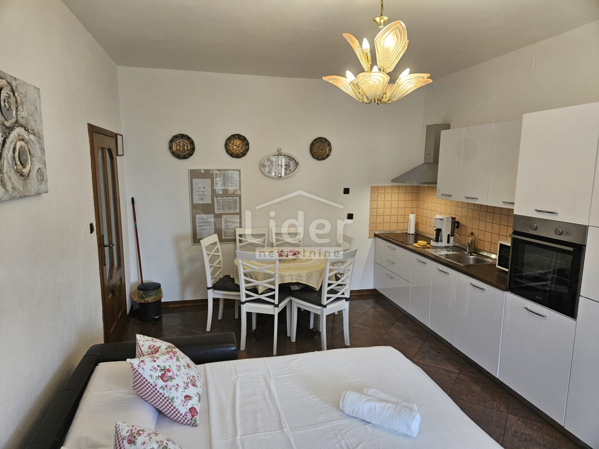 Hiša Crikvenica, 360m2