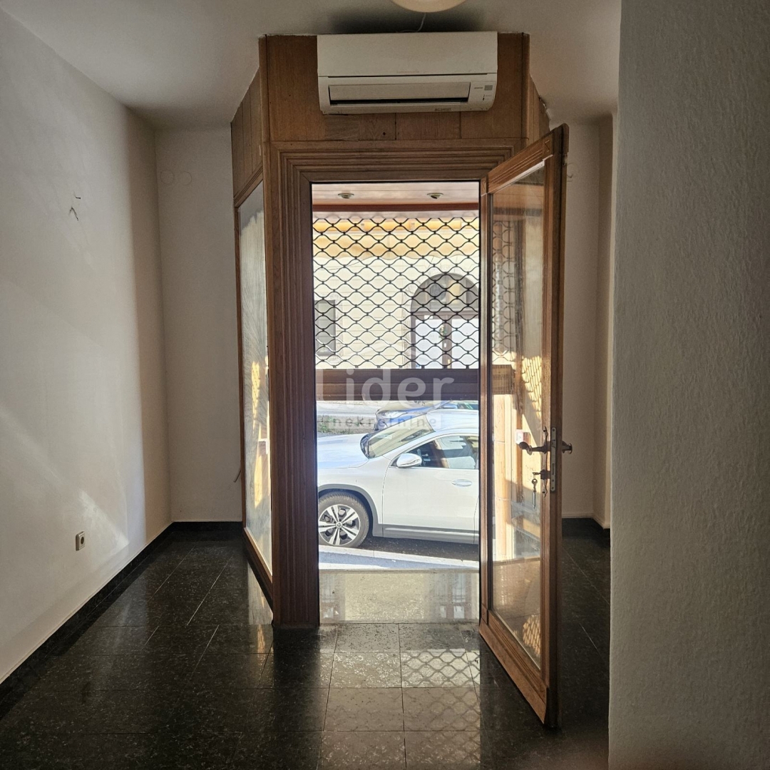 Poslovni prostor Centar, 15m2