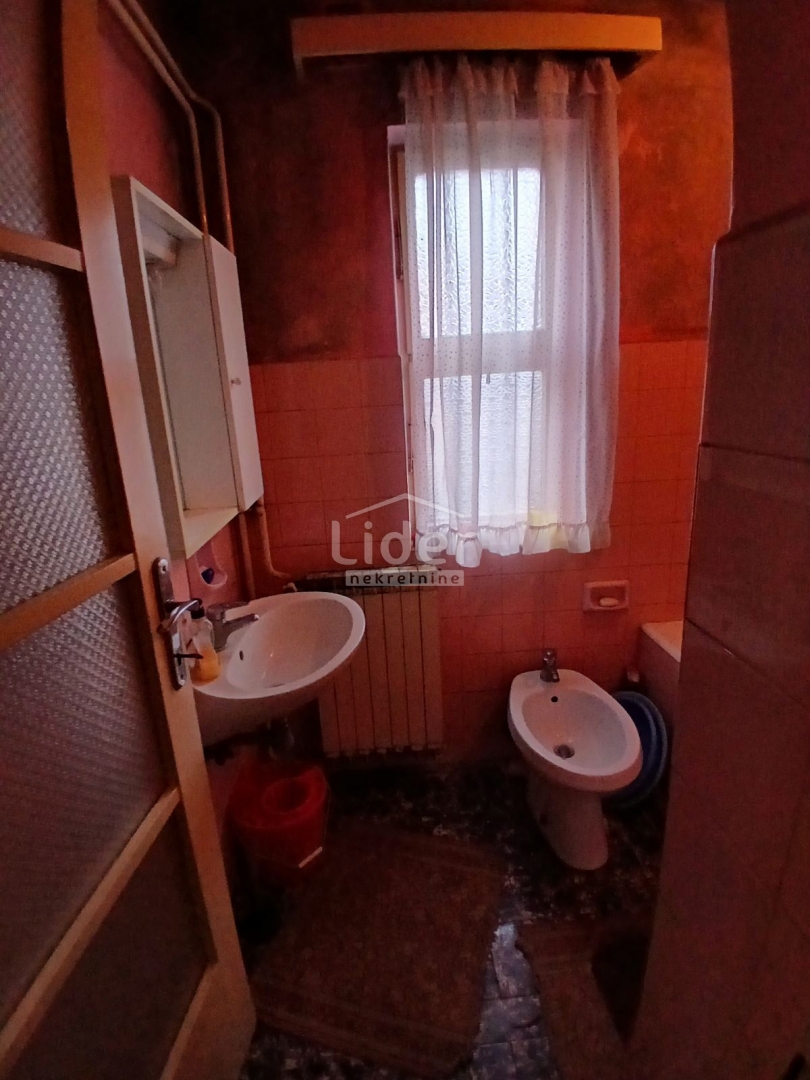 Hiša Rubeši, 220m2