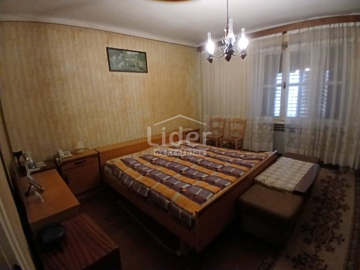 Hiša Rubeši, 220m2