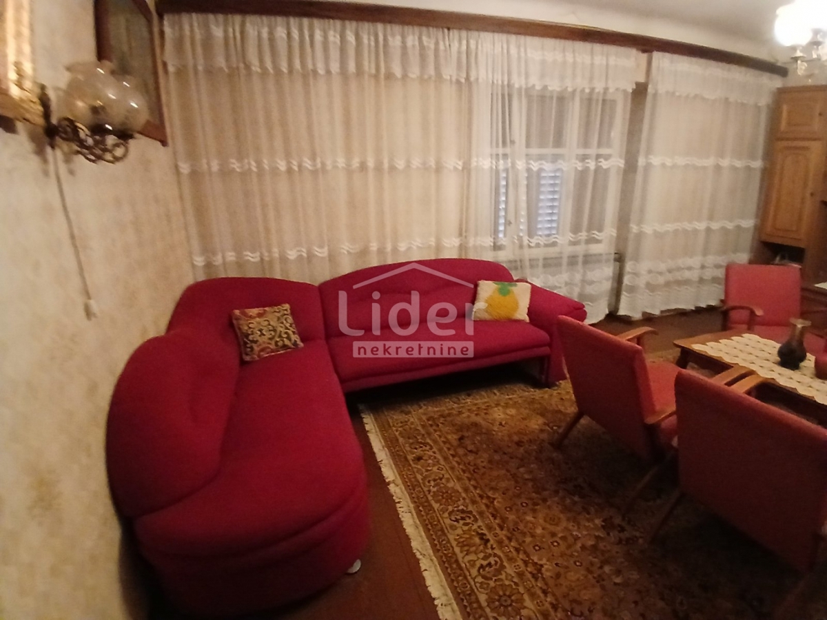 Hiša Rubeši, 220m2