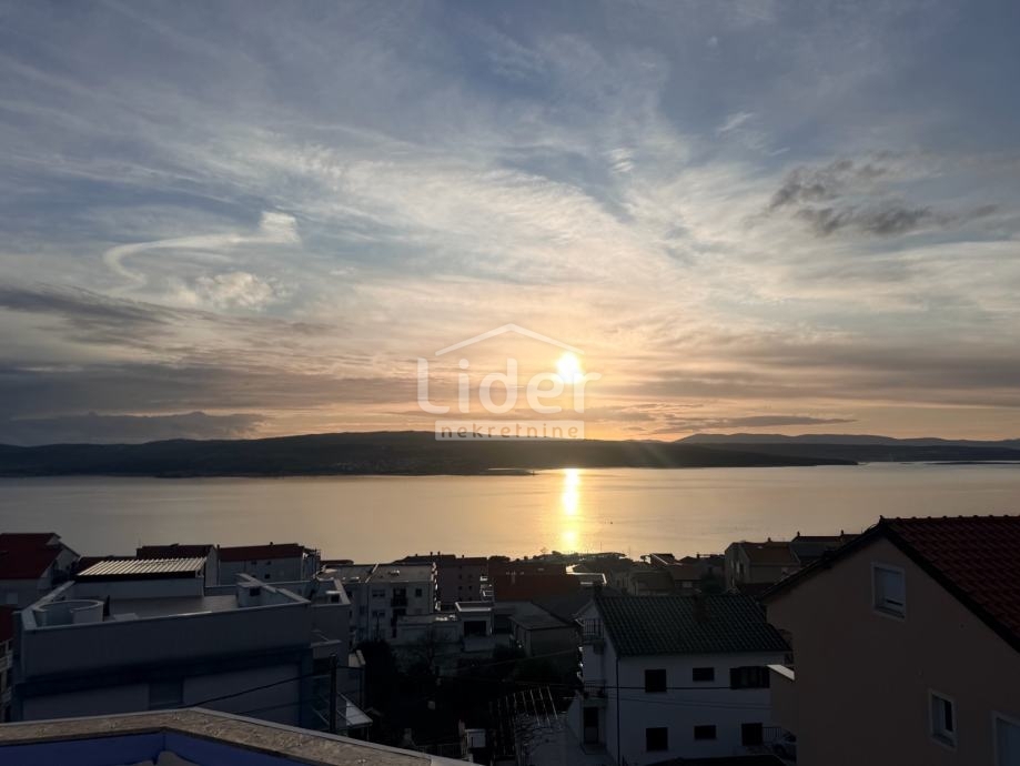 CRIKVENICA New house, 2 apartments, swimming pool