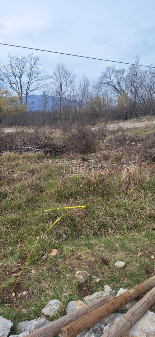 Zemljišče Breza, Klana, 657m2