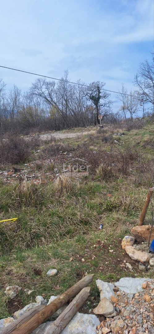 Zemljišče Breza, Klana, 657m2