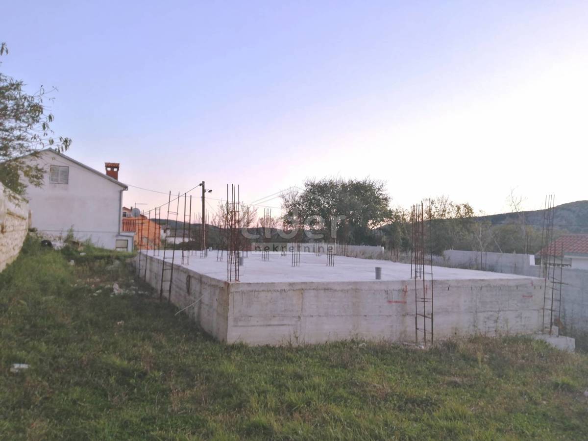 Zemljišče Grižane-Belgrad, 574m2