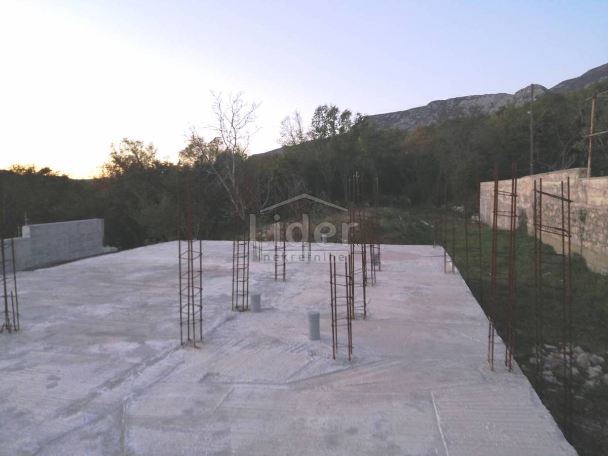 Zemljišče Grižane-Belgrad, 574m2