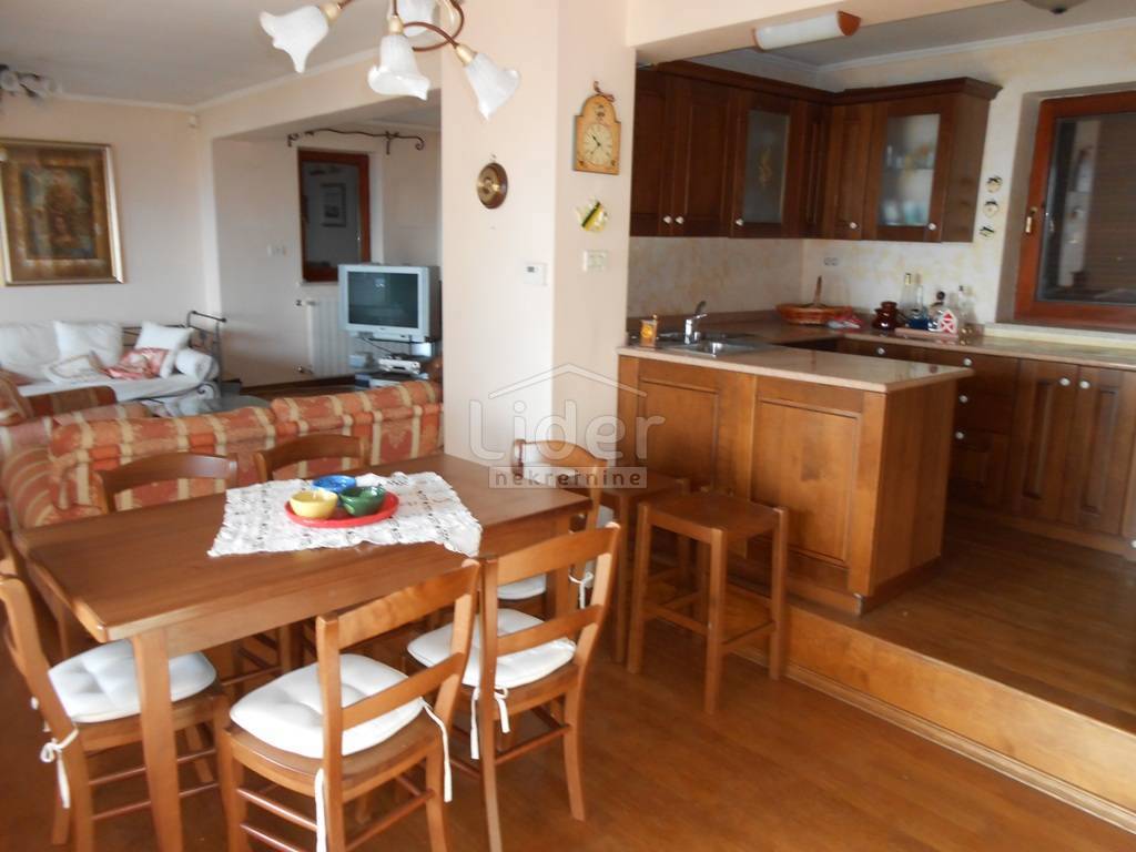 Hiša Veprinac, 250m2