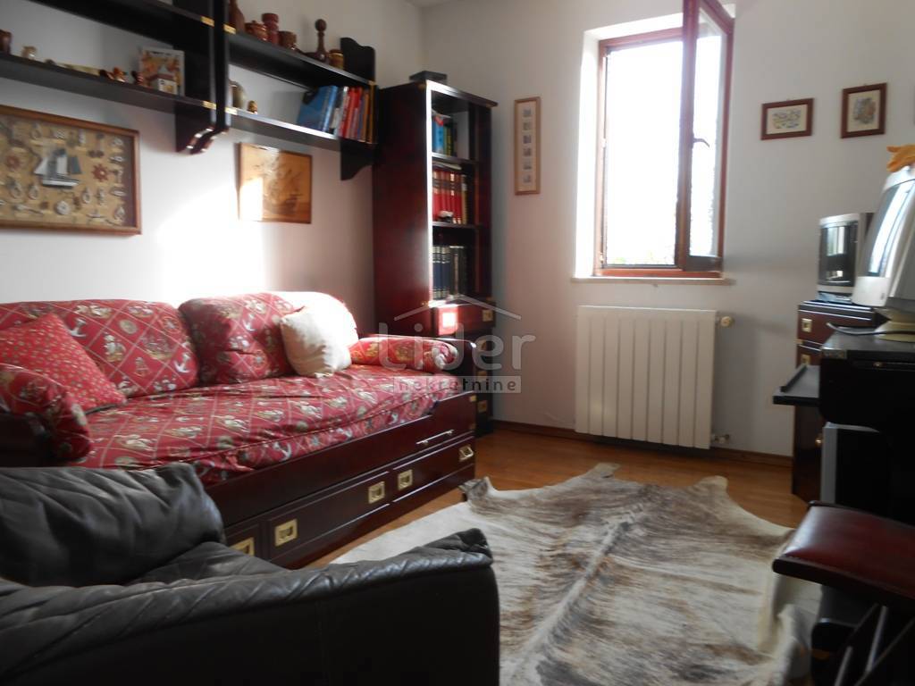 Hiša Veprinac, 250m2