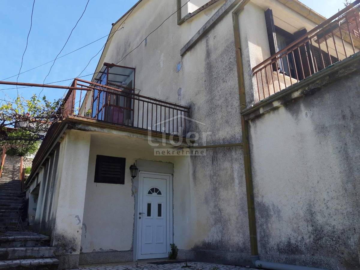 Hiša Matulji, 526m2