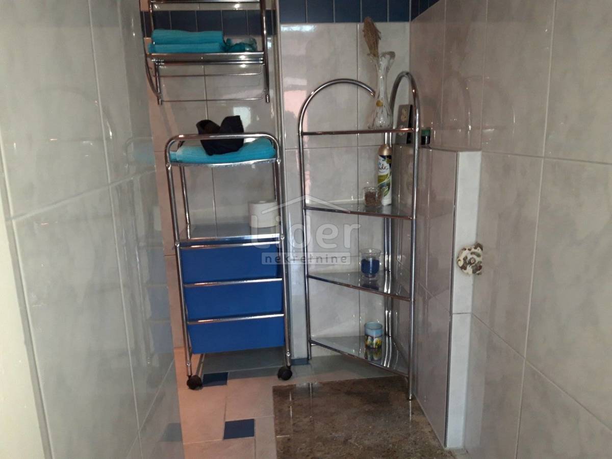 Hiša Škurinje, 250m2