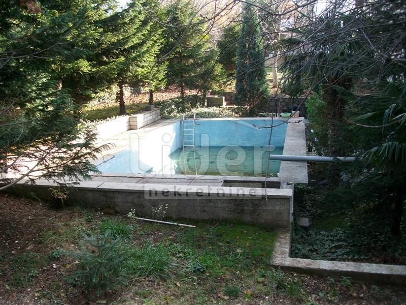 Hiša Buzdohanj, 500m2