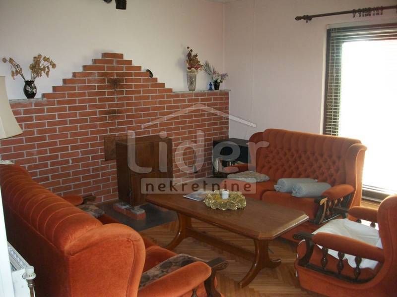 Hiša Buzdohanj, 500m2