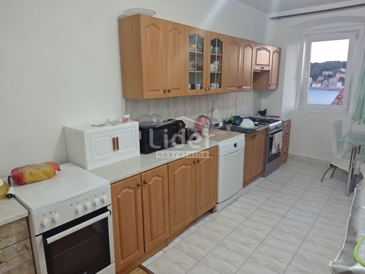 Stanovanje Mali Lošinj, 83m2