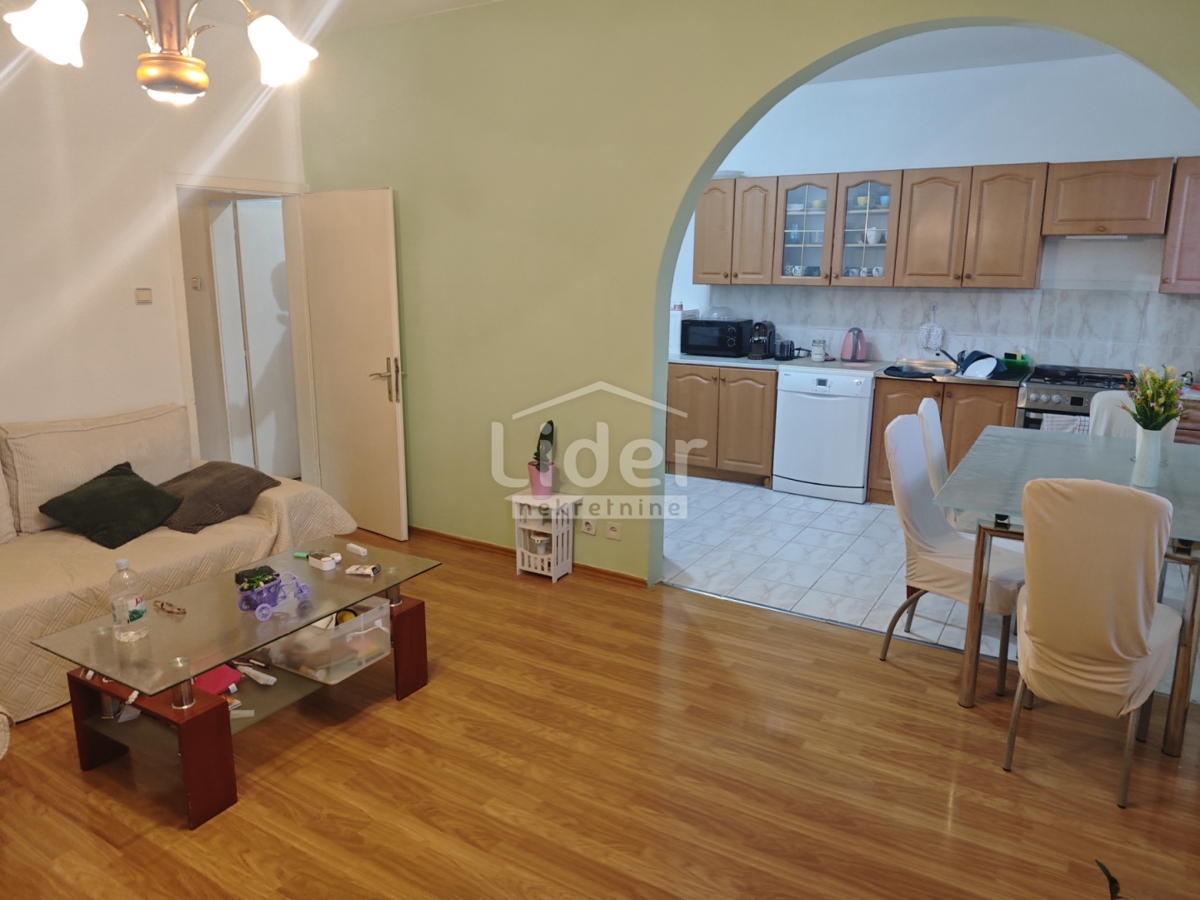 Stanovanje Mali Lošinj, 83m2