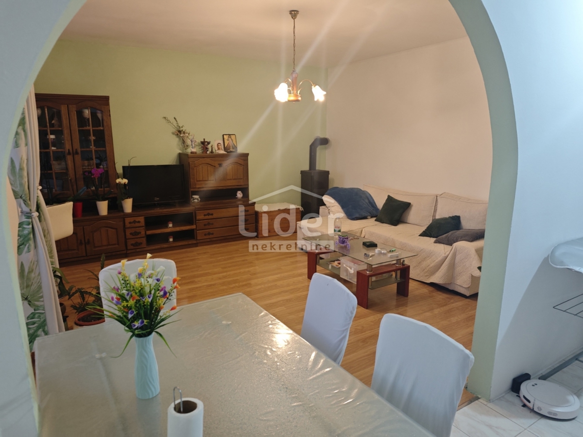 Stanovanje Mali Lošinj, 83m2