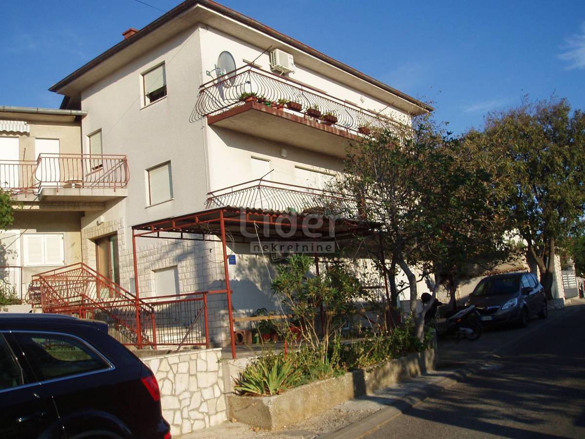 Hiša Novi Vinodolski, 330m2