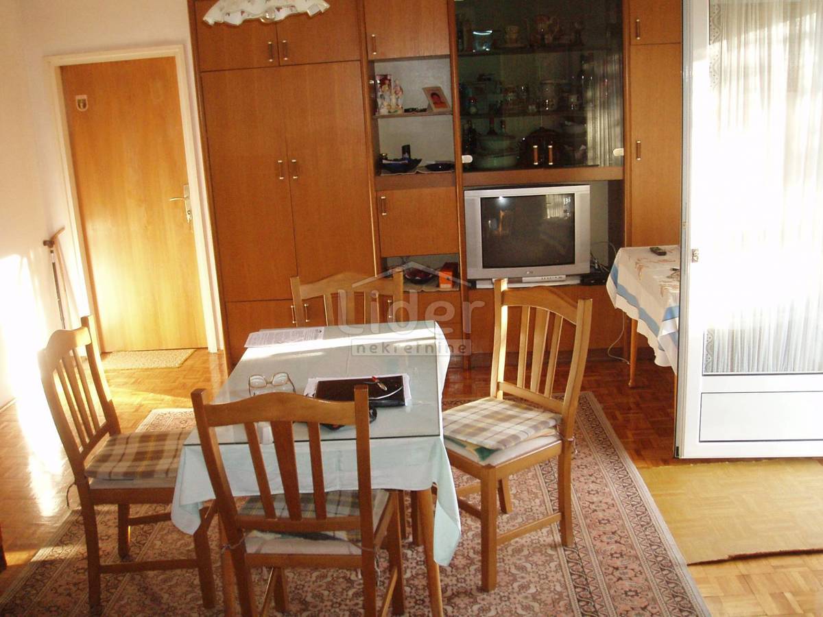 Hiša Novi Vinodolski, 330m2