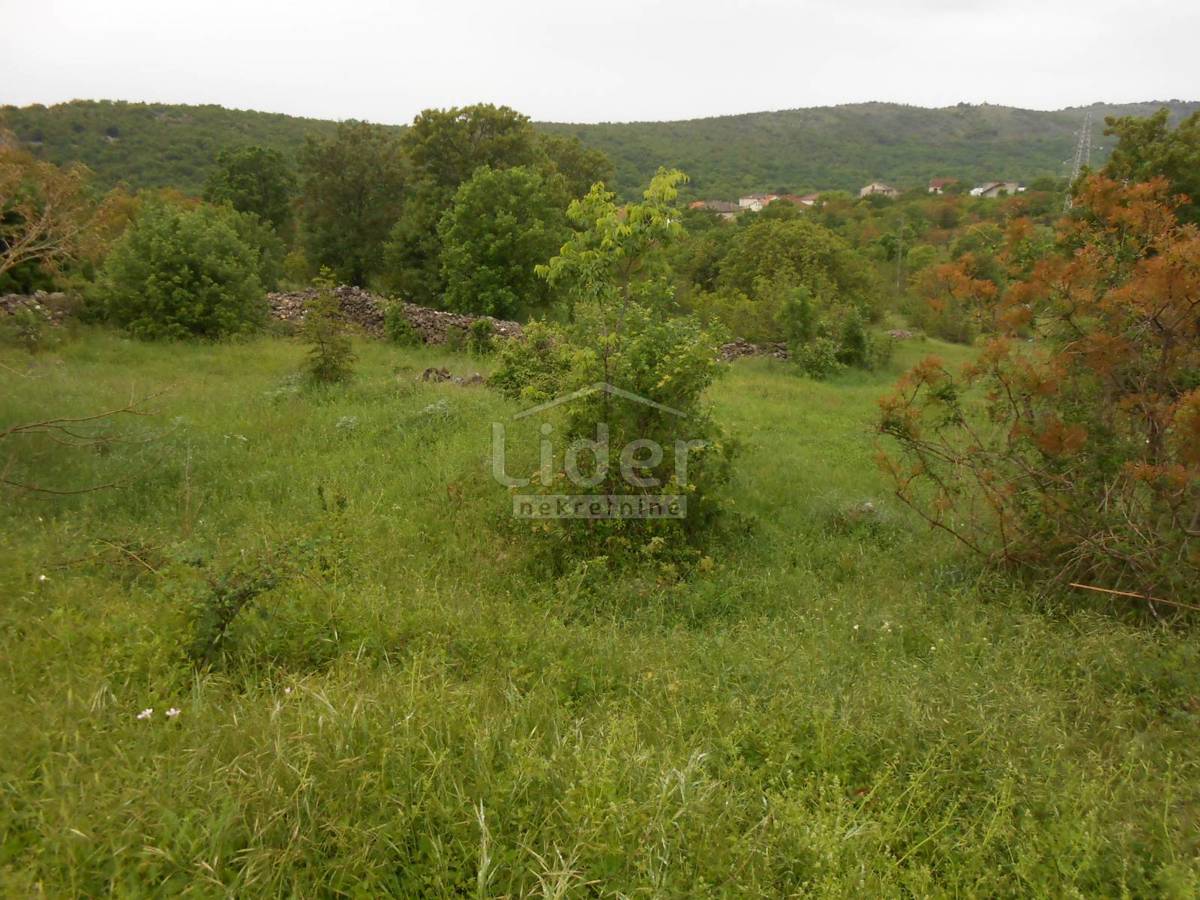 Zemljišče Novi Vinodolski, 613m2