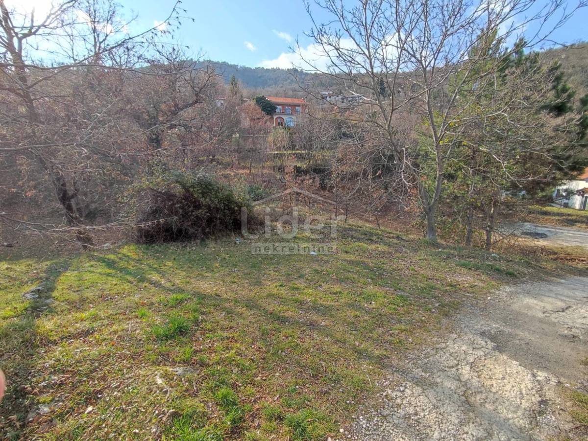 Zemljišče Lovran, 1417m2
