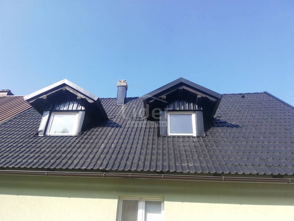 Hiša Ravna Gora, 180m2