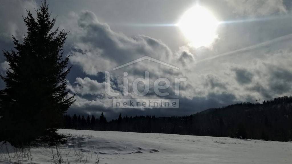 Hiša Ravna Gora, 180m2