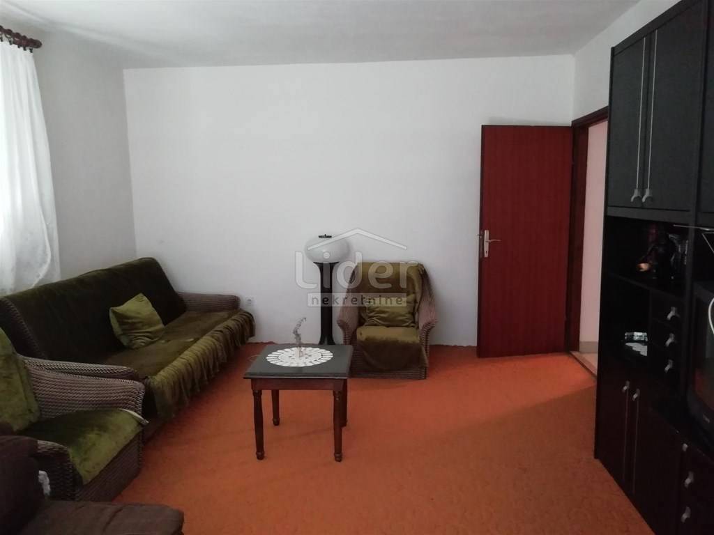 Hiša Grižane-Belgrad, 300m2