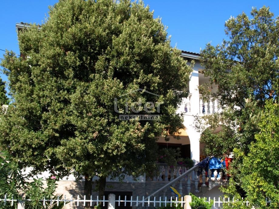 Hiša Kruševo, 300m2